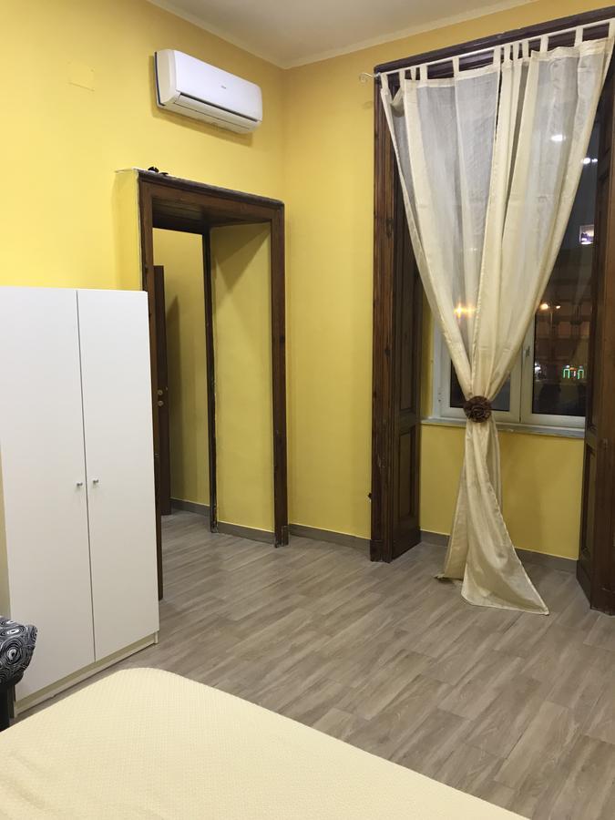 La Casa Di Fafa Bed and Breakfast Νάπολη Εξωτερικό φωτογραφία