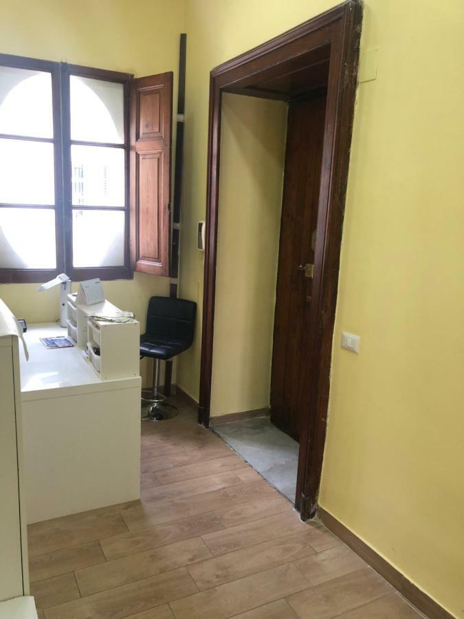 La Casa Di Fafa Bed and Breakfast Νάπολη Εξωτερικό φωτογραφία